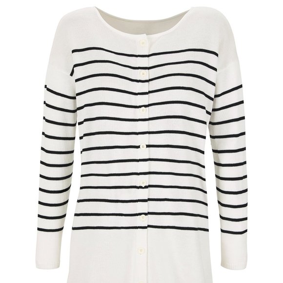 CAbi Sweaters - CAbi Turnabout Cardigan